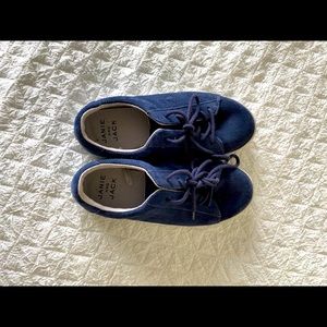 Janie and Jack blue suede sneakers size 2(boys)